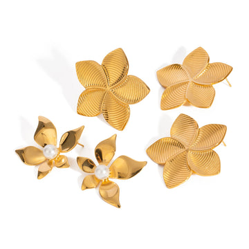 Brinco Aço Inoxidável Detalhes em Pétala de Flor